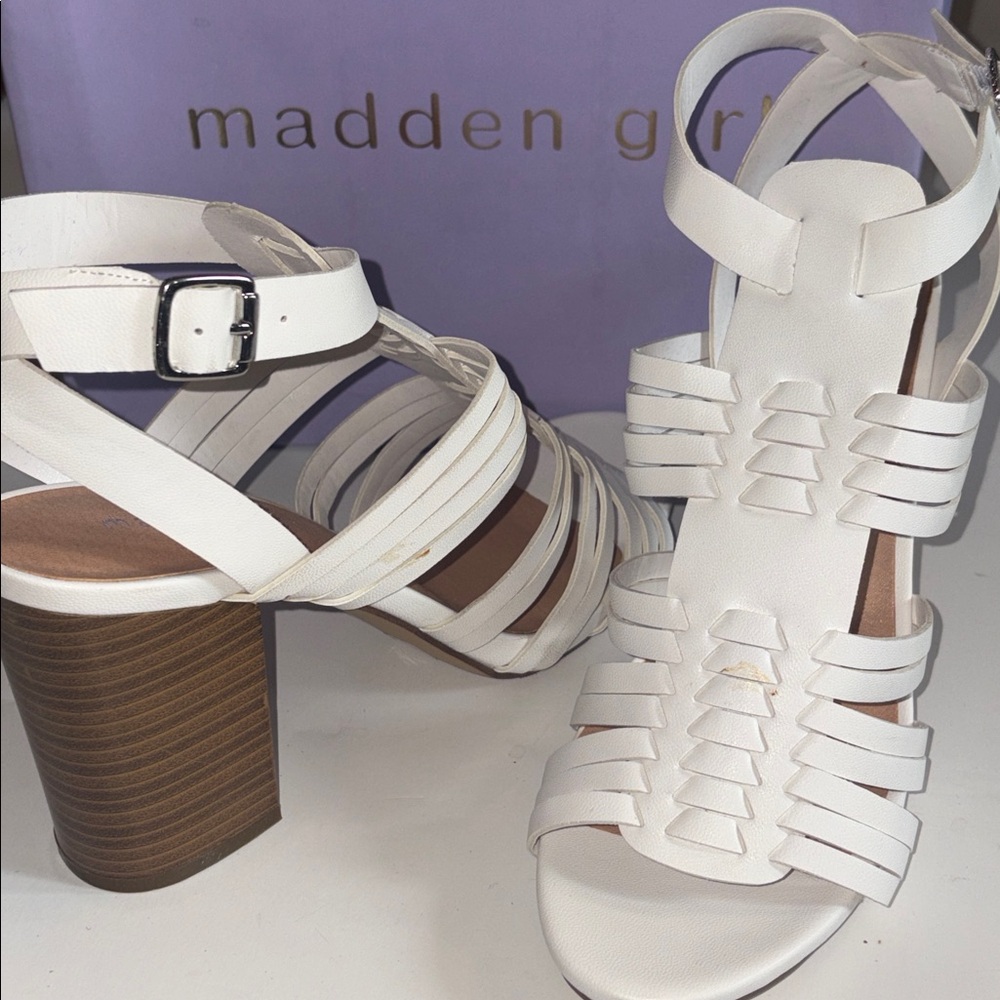 Madden Girl White Strappy Summer Block Sandals REINE Women’s Size 9.5